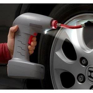 Innova Goods Prenosný vzduchový kompresor s LED svetlom V0103048